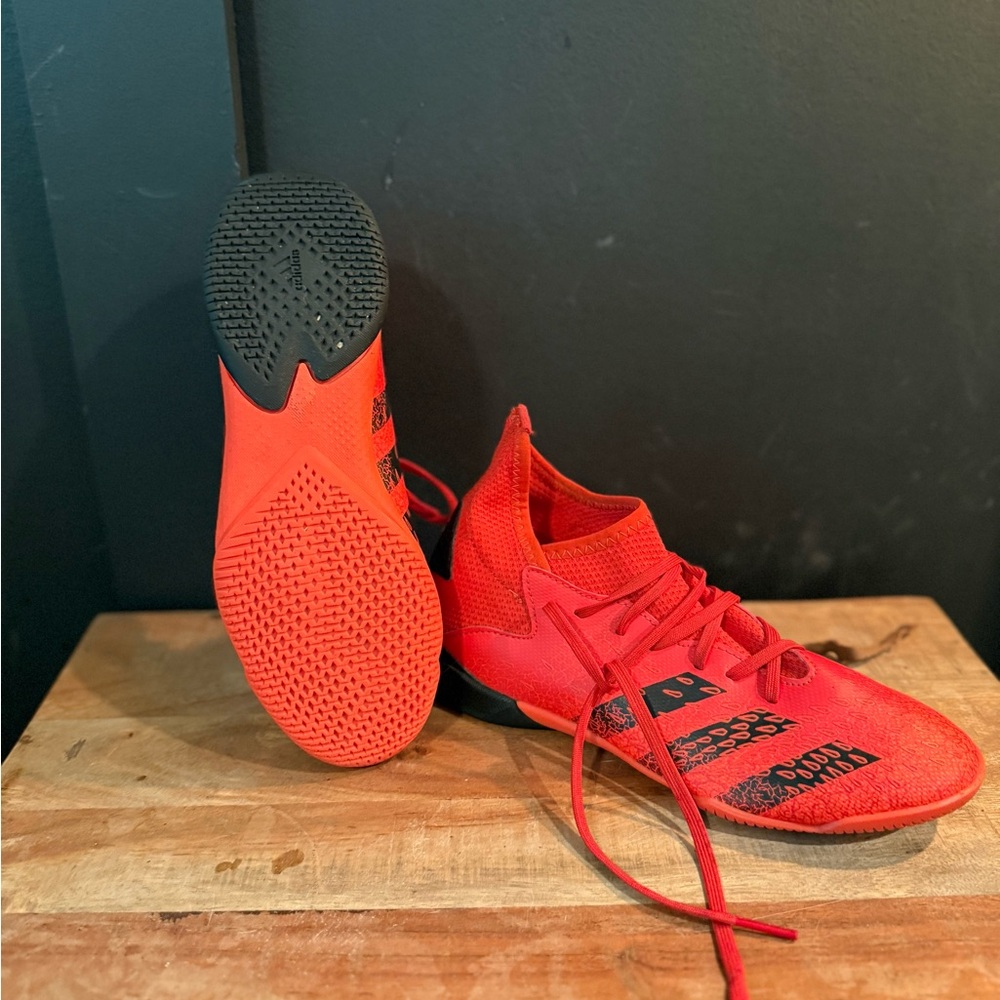 adidas Predator Kids Indoor / turf soccer shoes